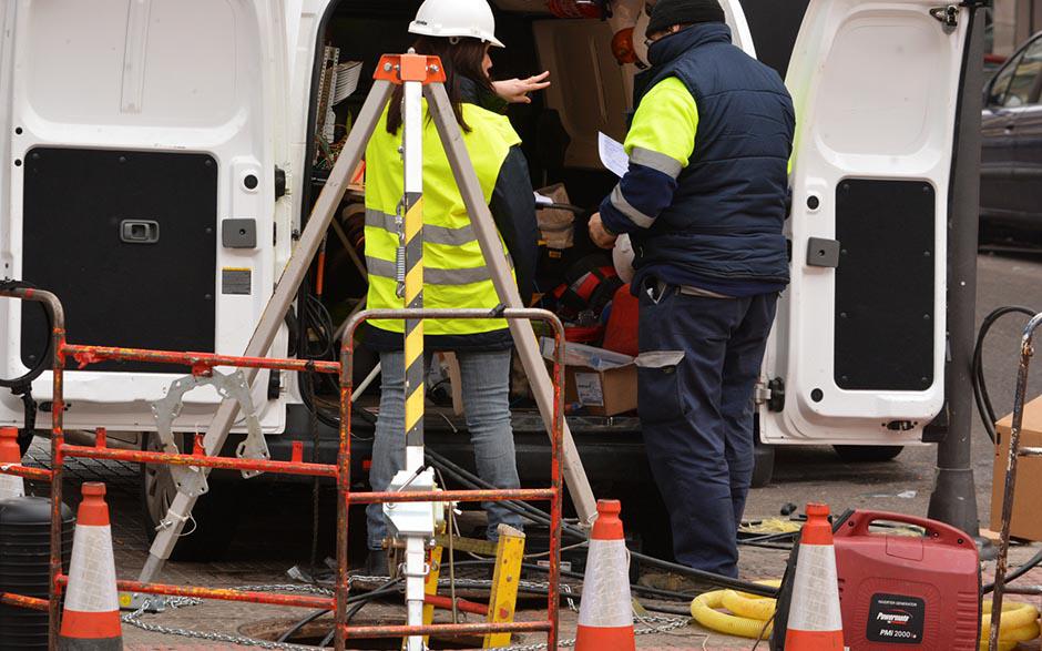 comment déboucher une douche Paris 6
